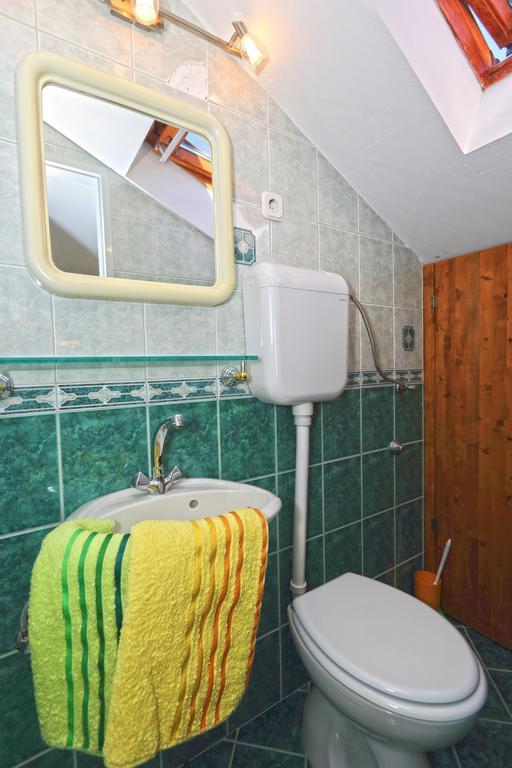 Apartmani Niki Hvar *