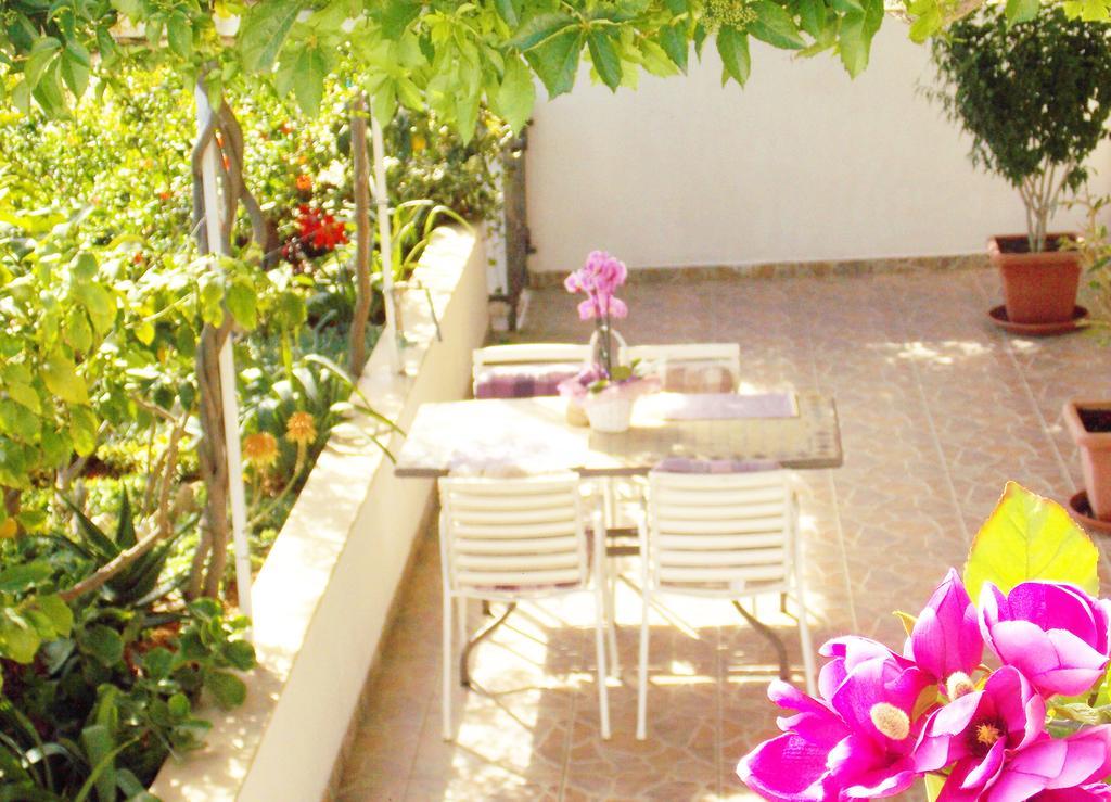 Apartmani Niki Hvar Hvar Town