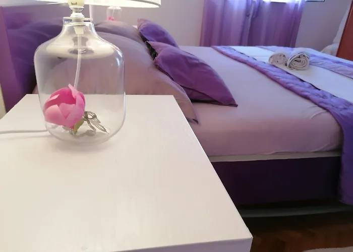 Apartmani Niki Hvar